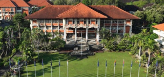 PERPUSTAKAAN UNIVERSITAS UDAYANA PERKUAT KOLABORASI DAN INOVASI LAYANAN DIGITAL MELALUI KUNJUNGAN KE UGM DAN UIN SUNAN KALIJAGA